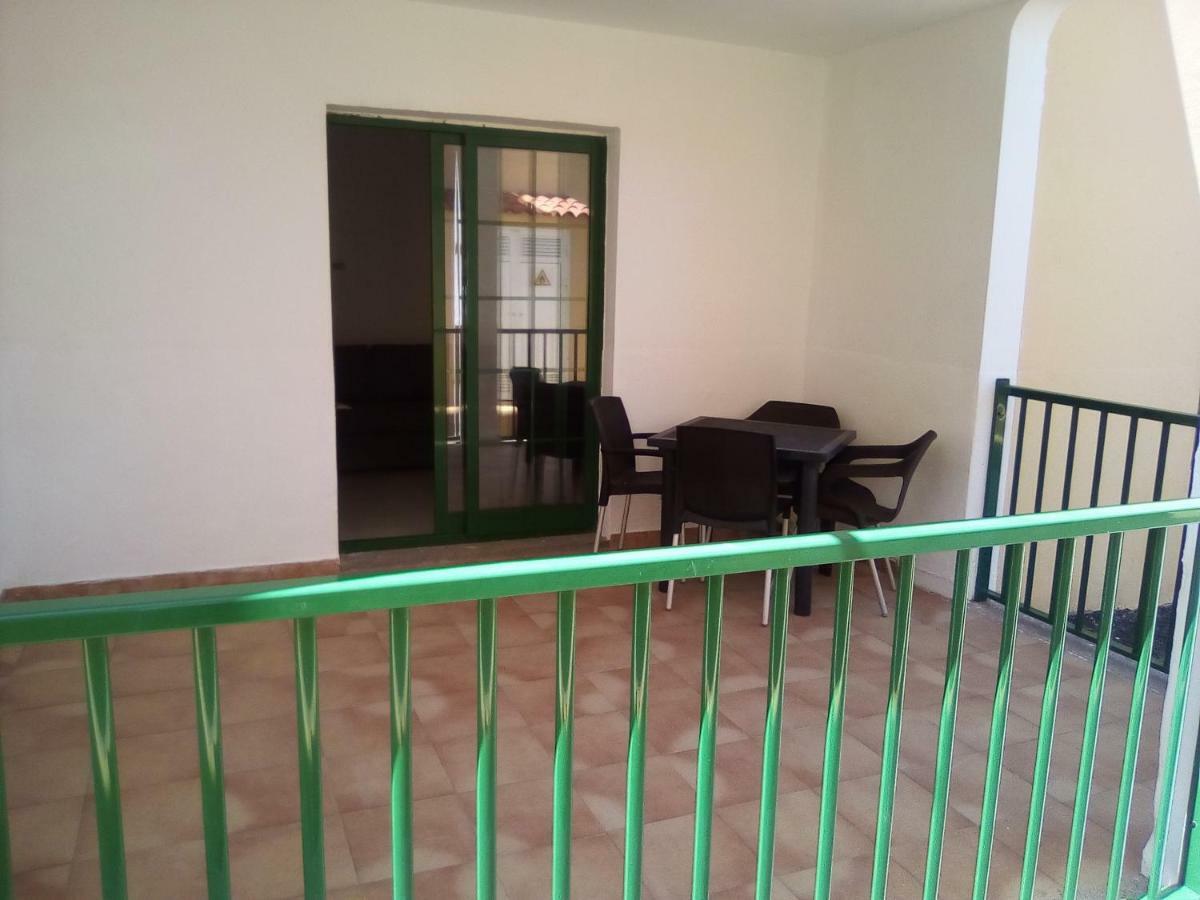 Caleta Paraiso - Lovely Coastal Apartment コスタ・デ・アンティグア エクステリア 写真